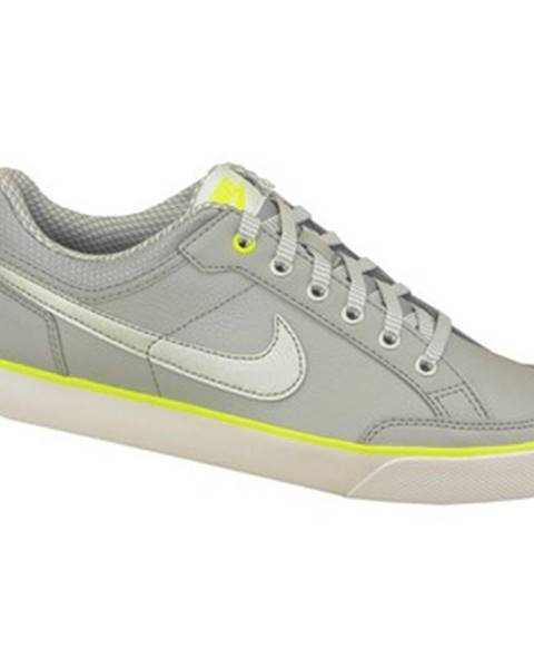 Šedé tenisky Nike